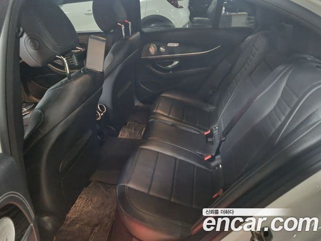 Mercedes-Benz E-класс W213 AMG Line, 2022 10