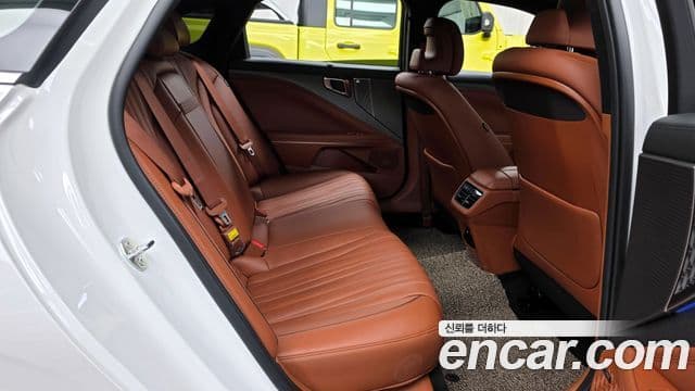 Kia The / новый New K8 Signature, 2025 12