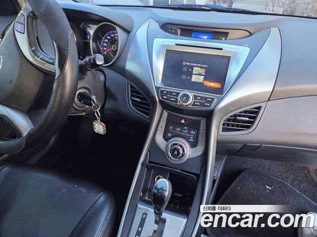 Hyundai Avante MD Luxury, 2013 17