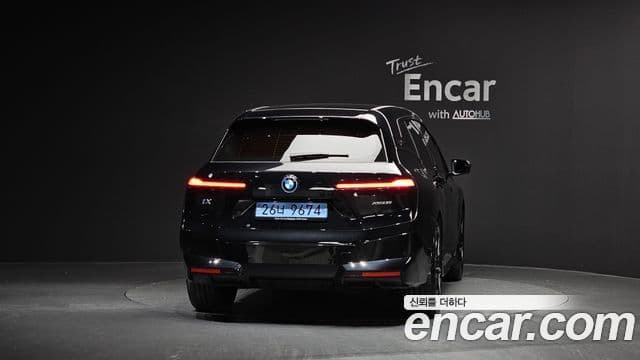 BMW iX xDrive50 Sport Plus, 2024 4