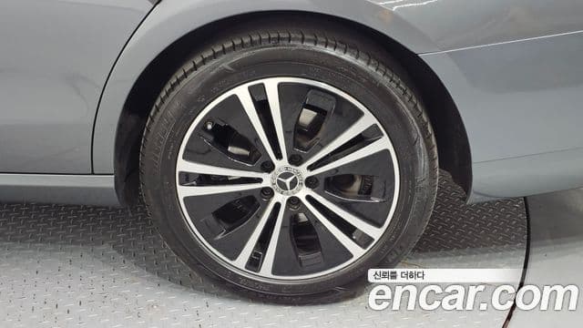 Mercedes-Benz E-класс W213 Avantgarde, 2021 все фото