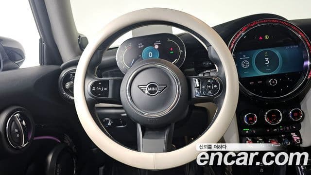 Mini Cooper S 3세대, 2023 13