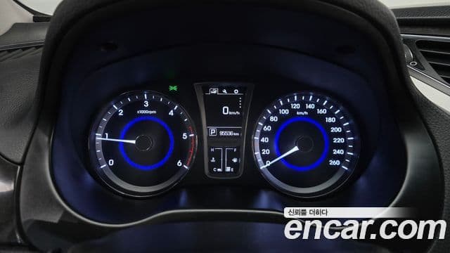 Hyundai Grandeur HG Modern, 2016 8