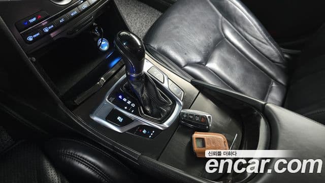 Hyundai Grandeur HG Modern, 2016 9