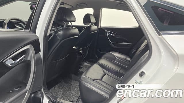 Hyundai Grandeur HG Modern, 2016 12