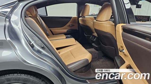Lexus ES300h 7세대 Luxury, 2019 12
