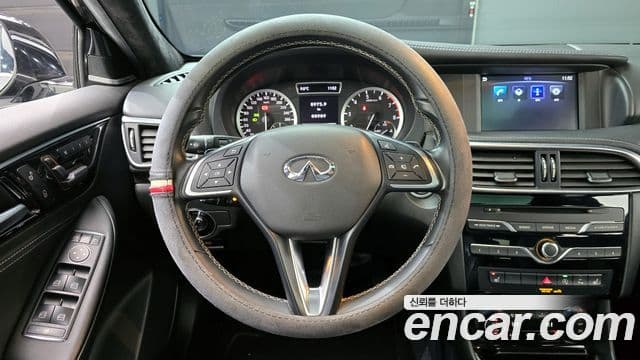 Infiniti QX30 2.0 Essential AWD, 2019 13