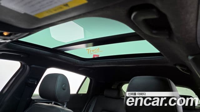 Infiniti QX30 2.0 Essential AWD, 2019 20