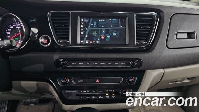 Kia All New Carnival Prestige, 2018 14