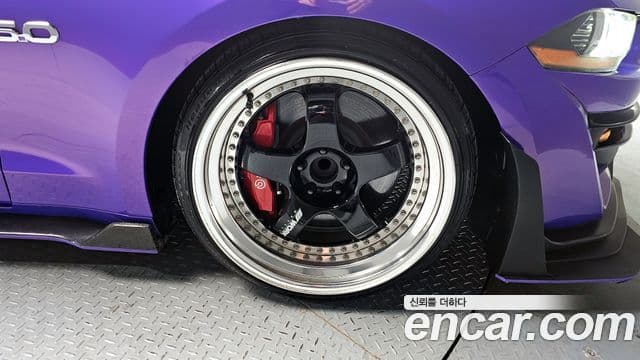 Ford Mustang GT кабриолет, 2020 все фото