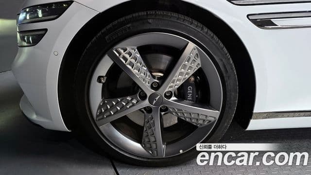 Genesis G80 (RG3) бензин 2.5 турбо AWD, 2022 все фото