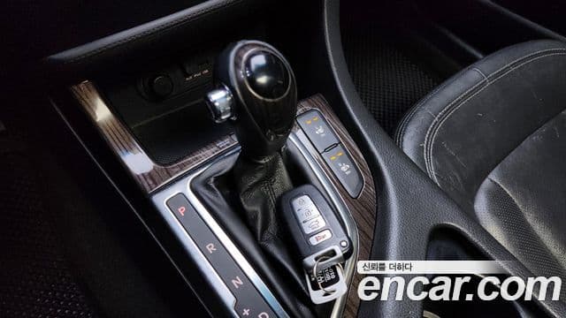 Kia K5 Prestige, 2012 9