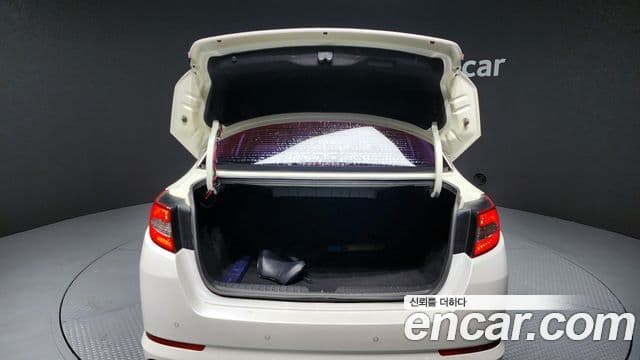 Kia K5 Prestige, 2012 20