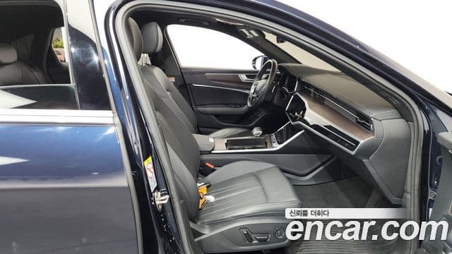 Audi A6 (C8) Premium, 2023 11