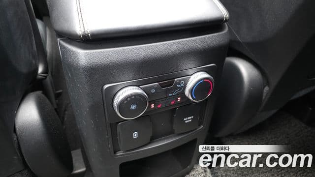 Ford Explorer 6세대 2.3 Limited 4WD, 2020 18