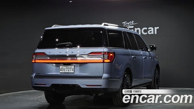 Lincoln Navigator 4세대 3.5L чёрный Label, 2018 2