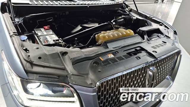 Lincoln Navigator 4세대 3.5L чёрный Label, 2018 6