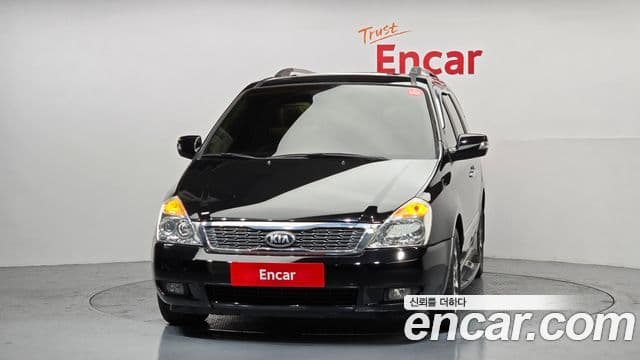 Kia Carnival R Premium, 2014 3