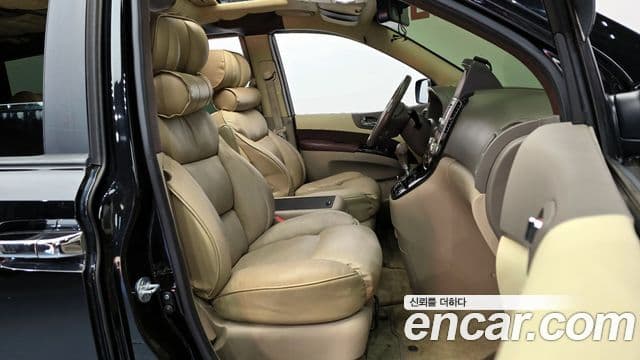 Kia Carnival R Premium, 2014 10