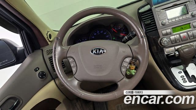 Kia Carnival R Premium, 2014 13