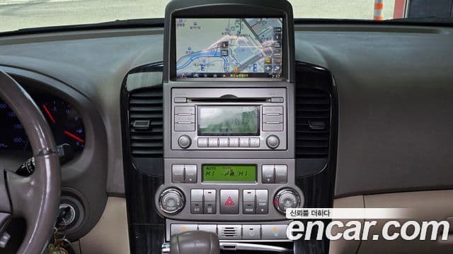 Kia Carnival R Premium, 2014 17