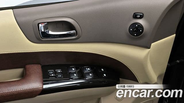 Kia Carnival R Premium, 2014 19