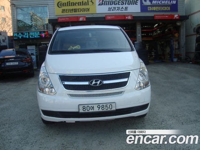 Hyundai Grand Starex CVX Deluxe, 2014 1