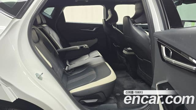 Kia EV6 GT Line, 2023 12