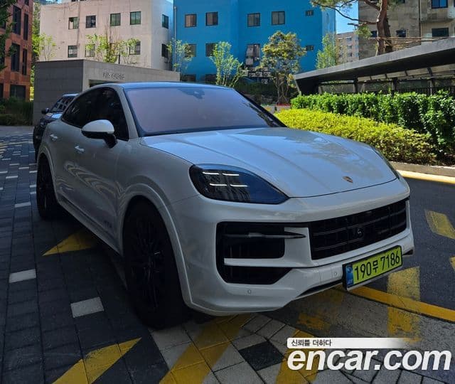 Porsche Cayenne (PO536) 4.0 GTS купе, 2025 3