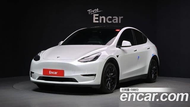Tesla модель Y Long Range AWD, 2023 1