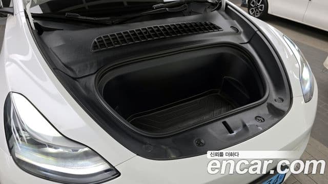 Tesla модель Y Long Range AWD, 2023 6