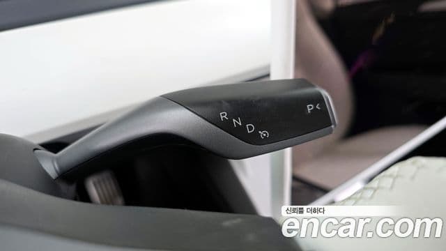 Tesla модель Y Long Range AWD, 2023 9