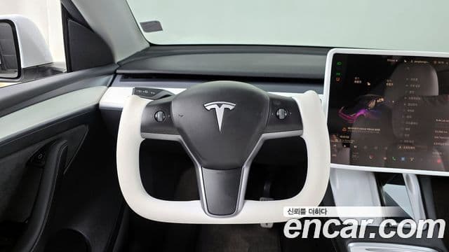 Tesla модель Y Long Range AWD, 2023 13