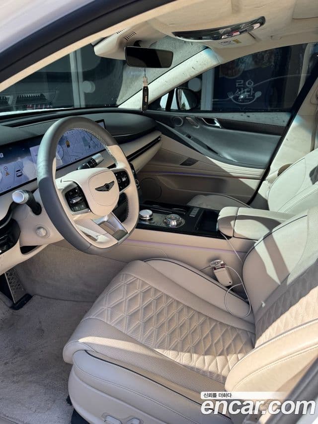 Genesis G80 (RG3) бензин 2.5 турбо AWD, 2025 1