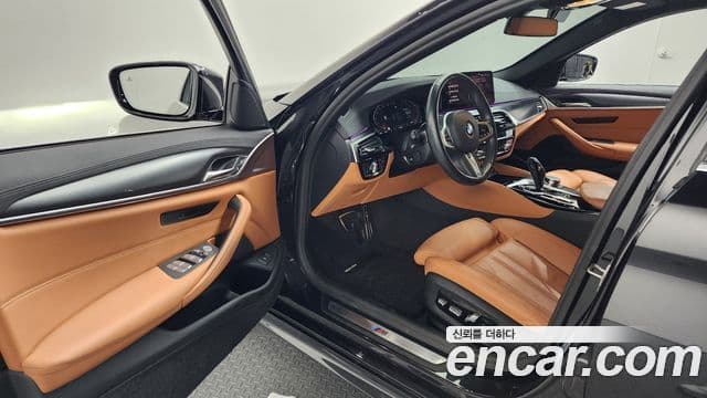 BMW 5시리즈 (G30) 520i M Sport, 2023 10