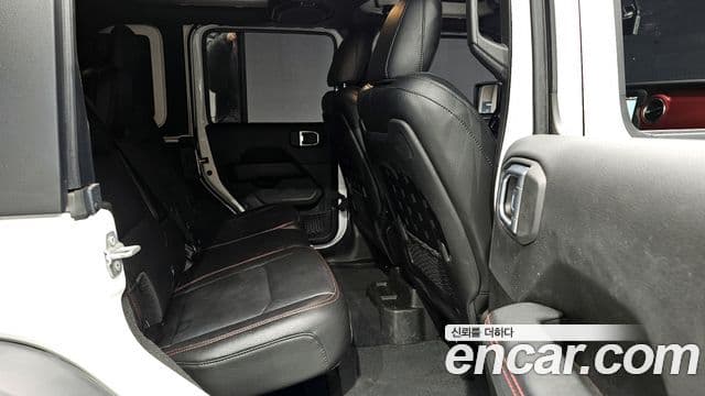 Jeep Wrangler (JL) 2.0 Rubicon 4도어, 2022 11