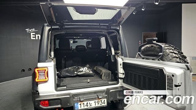 Jeep Wrangler (JL) 2.0 Rubicon 4도어, 2022 20