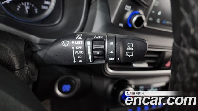 Hyundai Kona Modern Art, 2018 15