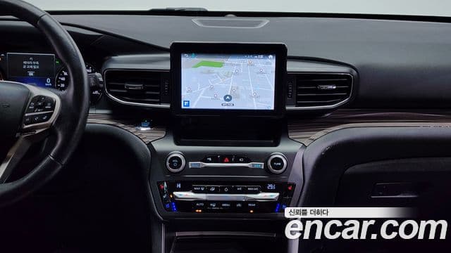 Ford Explorer 6세대 2.3 Limited 4WD, 2020 14