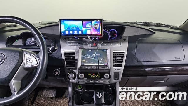 KG모빌리티(SsangYong) Korando 투리스모 high крыша, roof, 2016 18