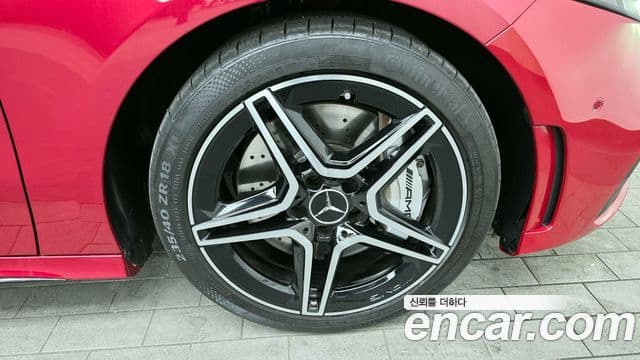 Mercedes-Benz A-класс W177 AMG A35 4MATIC седан, 2023 все фото