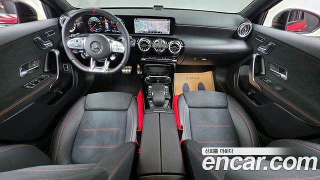 Mercedes-Benz A-класс W177 AMG A35 4MATIC седан, 2023 7