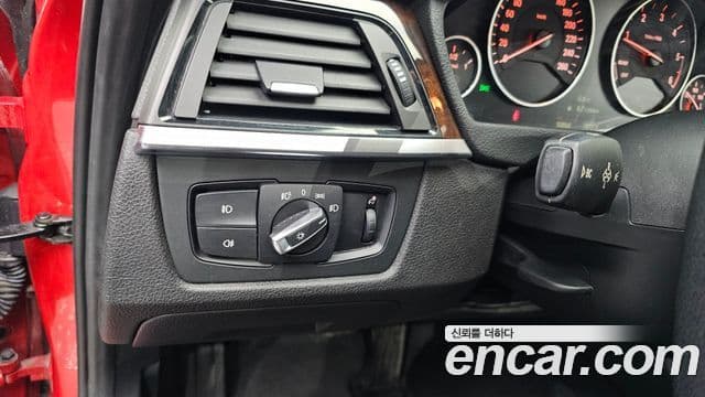 BMW 3시리즈 (F30), 2015 14