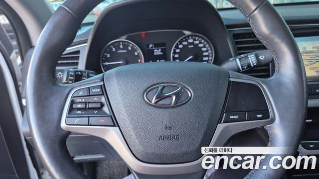 Hyundai Avante AD Special, 2016 13