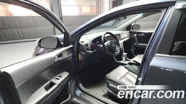 Kia Sportage 4세대 дизель 1.7 2WD Trendy, 2016 10