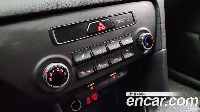 Kia Sportage 4세대 дизель 1.7 2WD Trendy, 2016 15