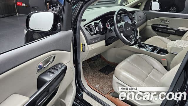 Kia All New Carnival Noblesse, 2018 11