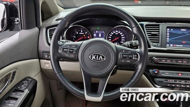 Kia All New Carnival Noblesse, 2018 13