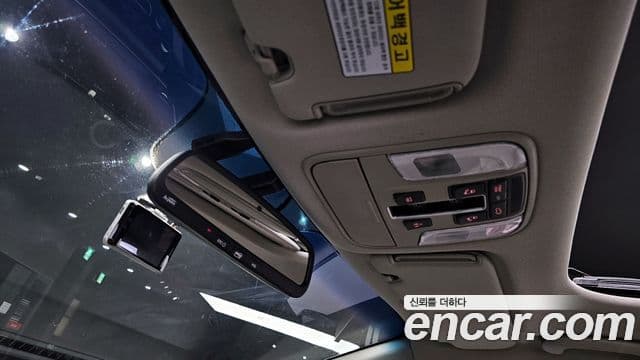 Kia All New Carnival Noblesse, 2018 18