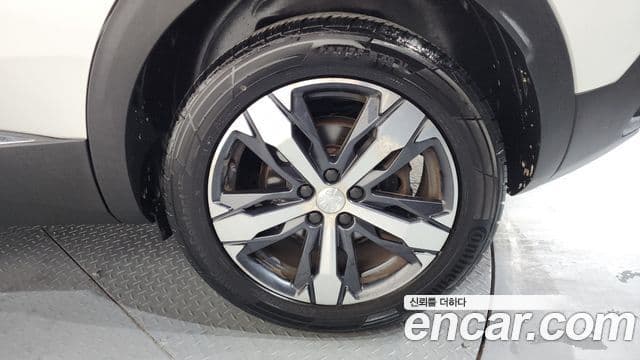 Peugeot 3008 2세대 1.5 BlueHDi Allure, 2019 все фото